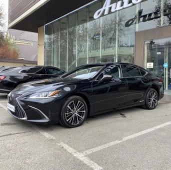 Lexus ES 300 Hybrid