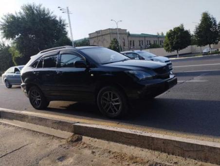 Срочно продам LEXUS RX 350