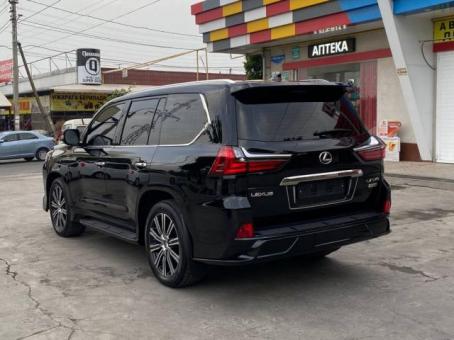 Продаётся: Lexus LX 570