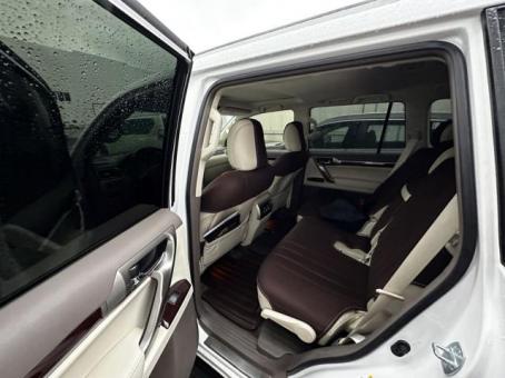 Lexus gx 460 sotiladi 2019 yil 40000 km xalol ozimizi moshina