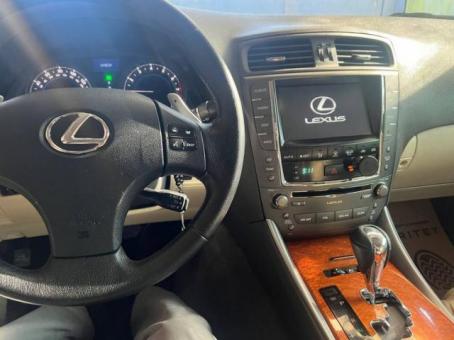 Лексус Lexus IS 250 Американк awd 4 -  2.5 л; Мощность –208+Стейж1 Фул