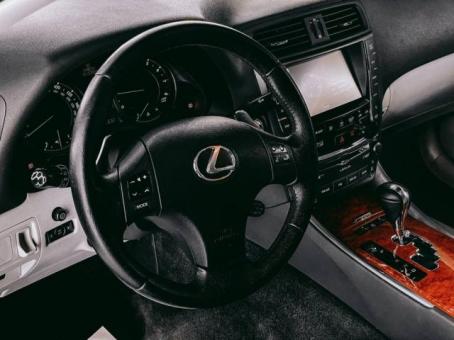 Lexus IS 250 Американка awd 4 фул , люк.  Сотилади.