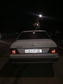 Mercedes E230 sotiladi