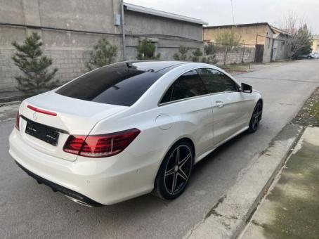 Mercedes benz w212 e200 coupe