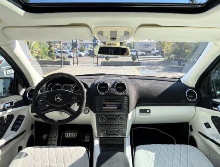 Mercedes Benz GL-Brabus 6.1L автосалон dubai