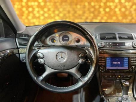 Продается Mercedes Benz E350 4matic W211