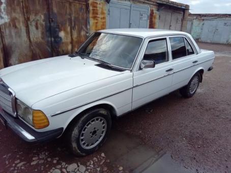 Продаётся Мерседес w123