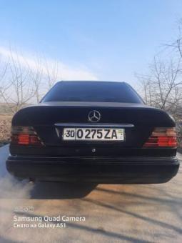 Mercedes Benz w124