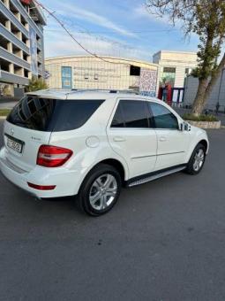 Mercedes-Benz ML350