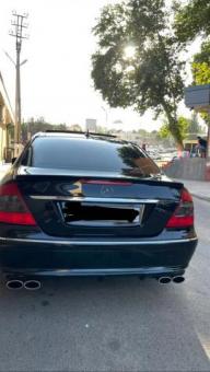 Mercedes Benz E350 4matic W211