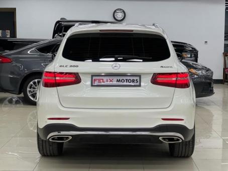 Mercedes Benz GLC300 4 Matic