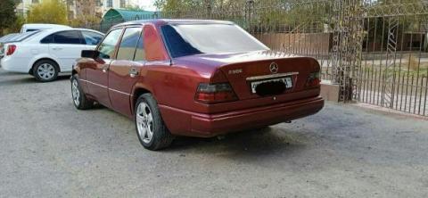 Мерседес бенз w124