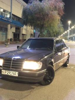 Mersedes benz w124 E230 AKKP