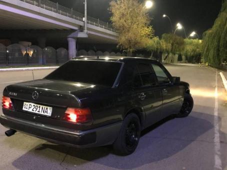 Mersedes benz w124 E230 AKKP