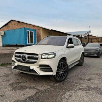 Mercedes GLS 450 4MATIC