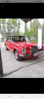 Мерс Бенц w115 .ретро автомобиль. Классика.