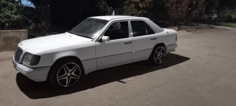 Mersedez benz w124