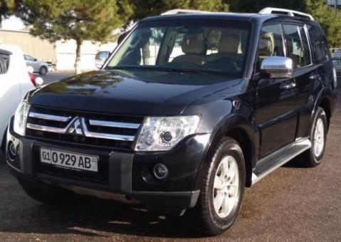 Mitsubishi Pajero Полный фул 2008 год