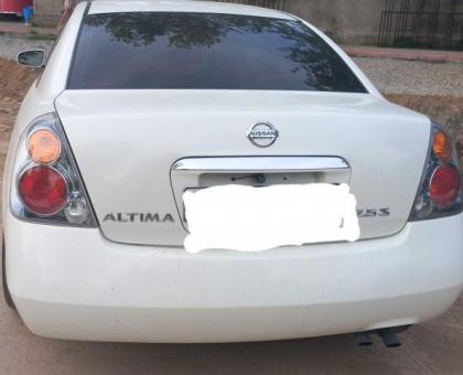 Nissan Altima 2006 yil