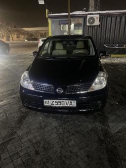 Nissan TIDA 2008 qora