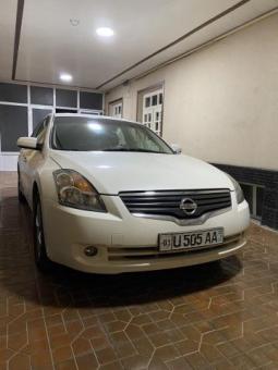 Nissan Altima 2008yil