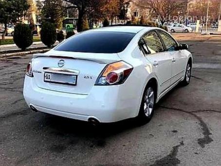 Nissan Altima  2.5