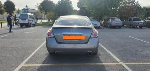 Nissan altima 2008 full variatr dubai versia