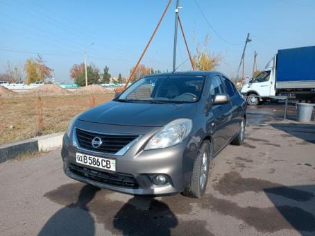 Nissan sunny 2012yil 145000km