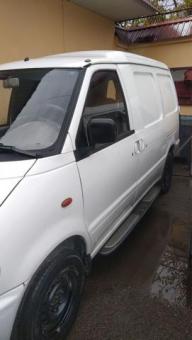 Nissan Vanette Yuk tashish uchun