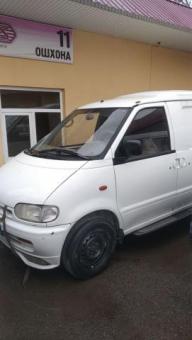 Nissan Vanette Yuk tashish uchun