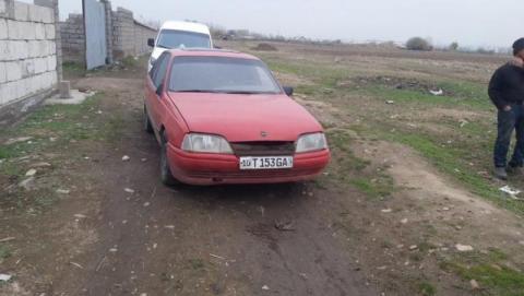 Opel omega  sotiladi metan