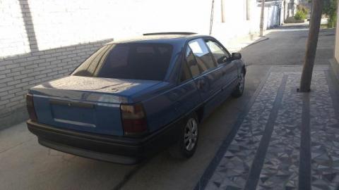 mashina opel omega 1986