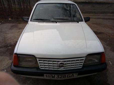 Продаю Opel Ascona