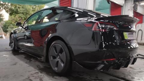 Tesla car_model3 restyle 2022 tuning