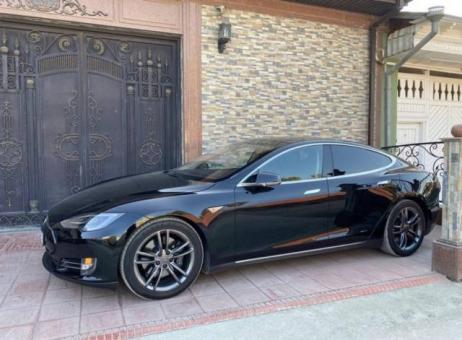 Tesla car_model S  75D состояни отлично