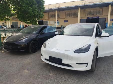 Tesla car_model Y 2022 Растаможеный в наличии возможно обмен на авто