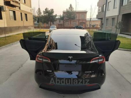 Tesla car_model Y 2022 Всегда в Наличии белые и черные цвета возможн обмен