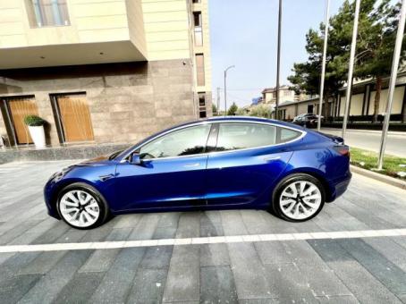 Tesla car_model 3 Performance