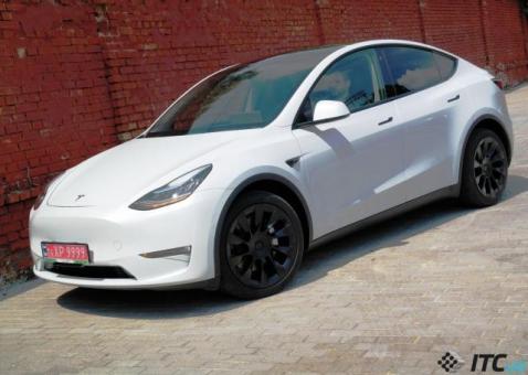 Tesla car_model Y 2022