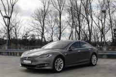 Tesla S!! Umid avtoda shoshiling yillik 8% penya va ribolarsz