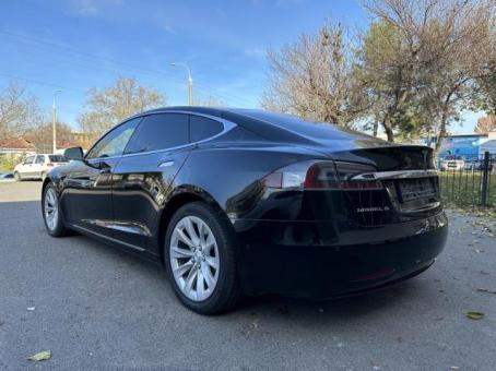 Tesla S 75D 2018