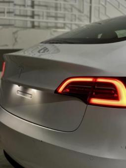 Tesla car_model 3 Standard 2021