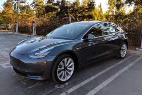 Tesla car_model 3 standart 2022