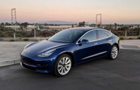 Tesla car_model 3 standart 2022