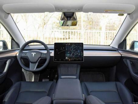 Tesla car_model Y 2022