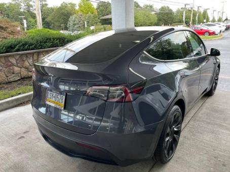 Tesla car_model Y Long Range AWD