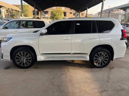 Toyota land cruiser 150, 2019 йил, мотор 4 литр, нархи 62.000 у.е.