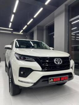 Toyota Fortuner 2022