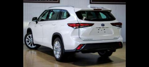 Toyota  Highlander 2022 в наличии