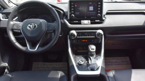 TOYOTA RAV4 с горантие